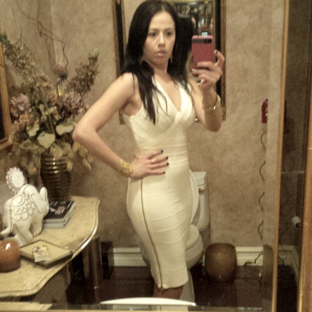 HERVE LEGER Ivory / Cream / Body Con / Bandage Dress
